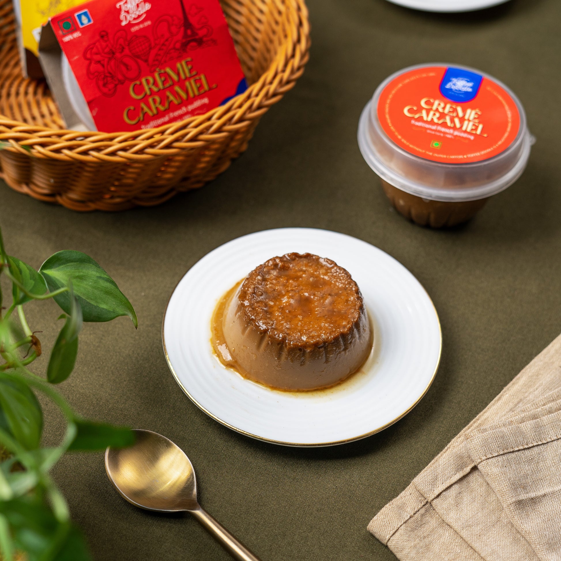 toffee doodle creme caramel pudding  open pack